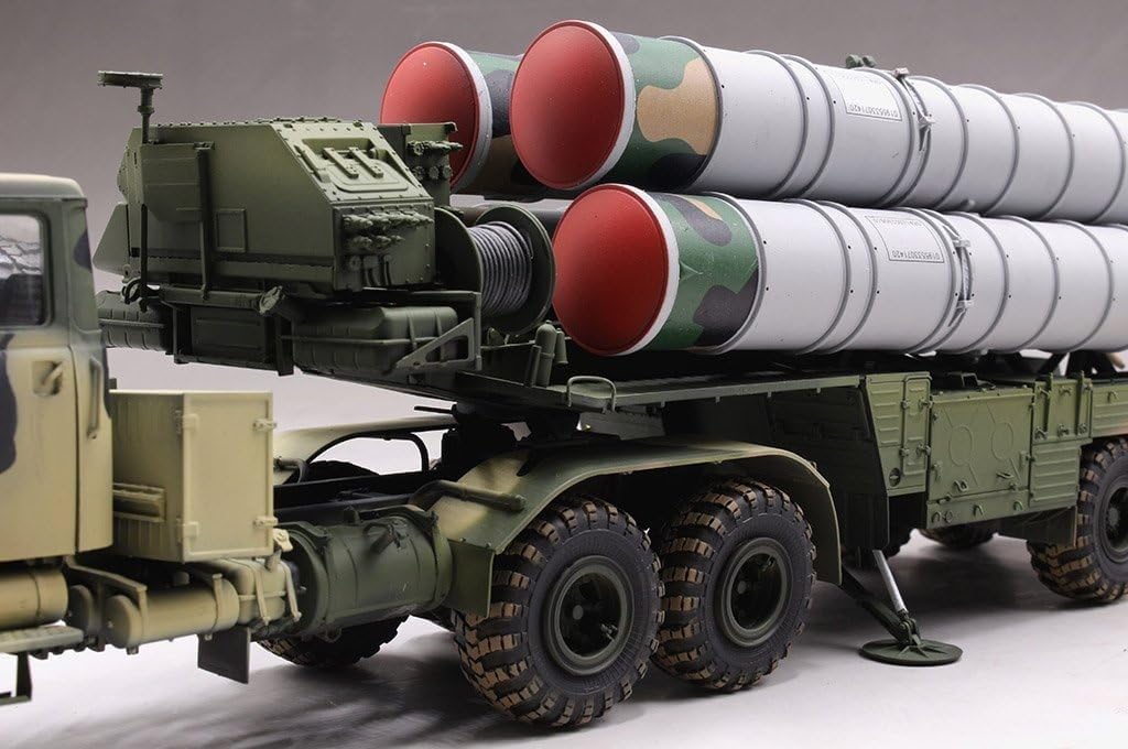 Hobby Boss 385511 Russian KrAZ-260B Trctor w S-300PMU 1/35 KrAZ-260 B mit 5P85TE Tel Modellbausatz,