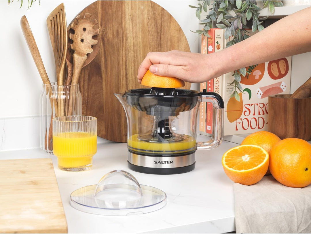 Salter Elektrische Zitruspresse – Extraktor für Zitrussaft, 600 ml Messbecher, BPA-frei, enthält 2 E