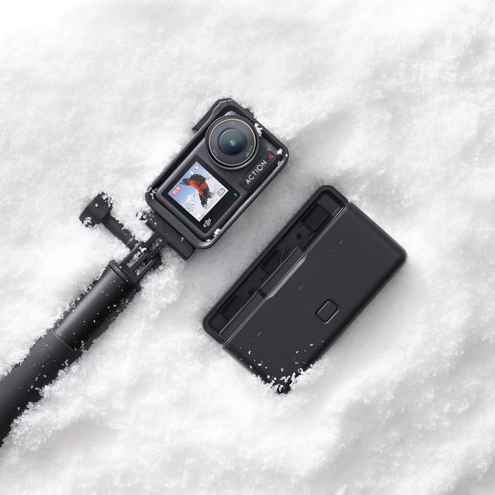 DJI Osmo Action 4 Adventure-Combo Bundle– 4K/120fps wasserdichte Kamera, 1/1,3-Zoll-Sensor, 10-Bit u