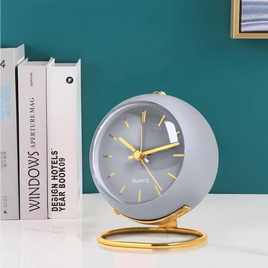 Analogwecker Retro Quarzuhr Mit Nachtlicht Einfaches Niedliches Design Metall Tischuhr Leise Non Tic