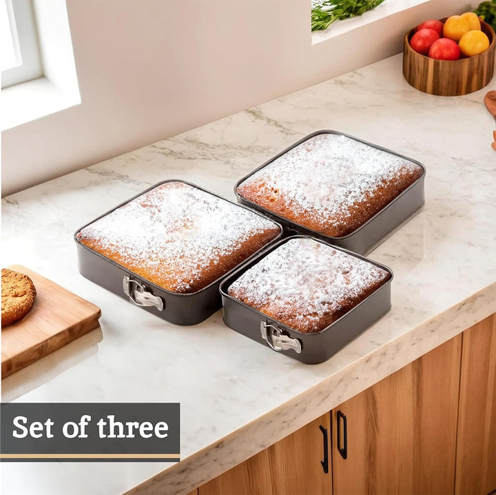 Premier Housewares 104267 Housewares Quadratische Springformen, 0,4 mm, antihaftbeschichtet, 24 / 26