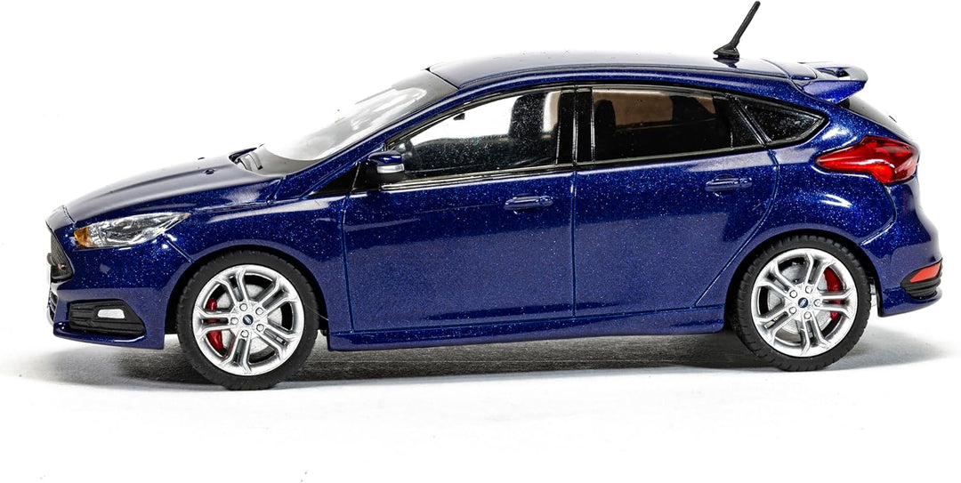 Corgi Ford Focus Mk3 ST, Deep Impact Blue Druckgussmodell