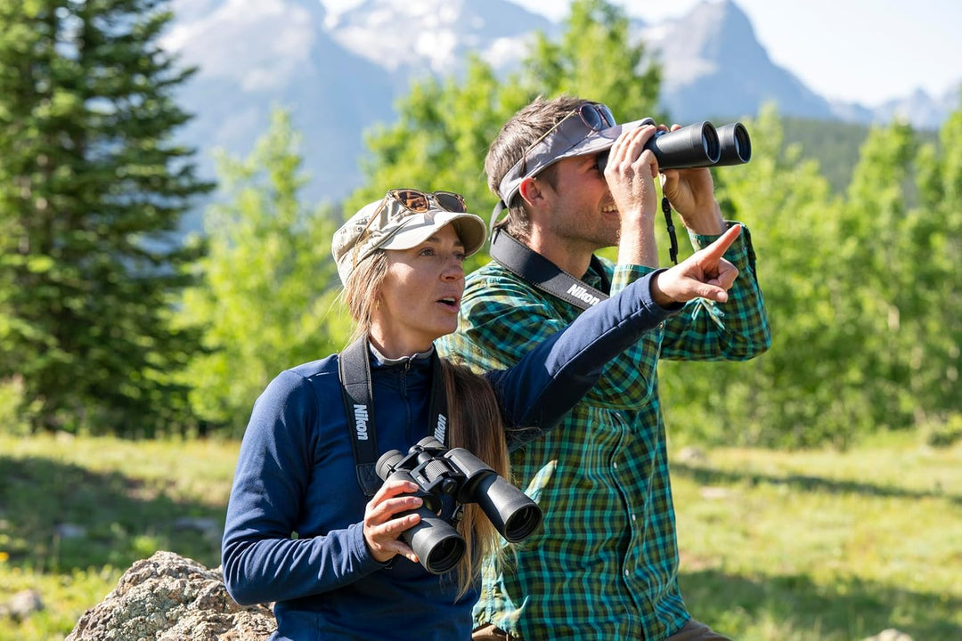 Nikon Action 10x42 Fernglas (leicht zu Tagen und zu bedienen, Gute räumliche Sicht, für Wanderungen,