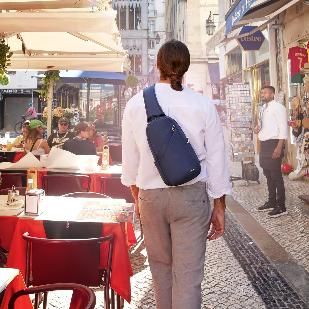 Travelon Classic Sling Bag Muskat, Muskat