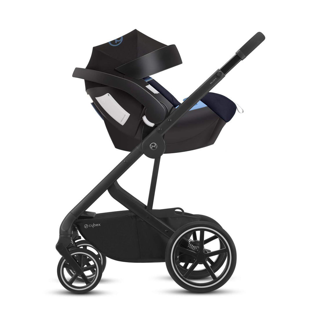 CYBEX Gold Babyschale Aton 5, Inkl. Neugeboreneneinlage, Ab Geburt bis ca. 18 Monate, Max. 13 kg, Ri