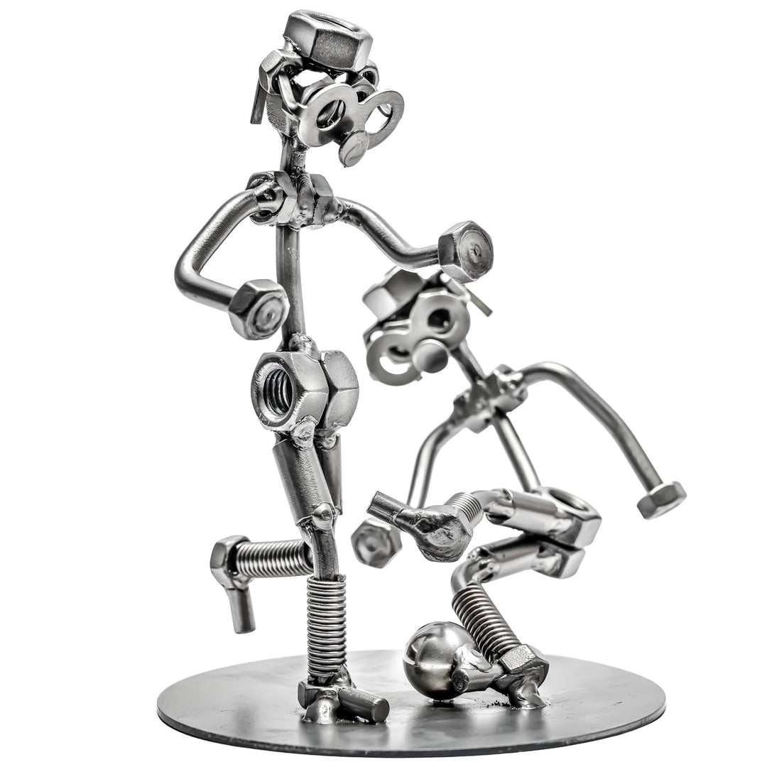 STEEMO Schraubenmännchen Fussball Fussballfans - Metall-Kunst-Deko 12x17x17 cm