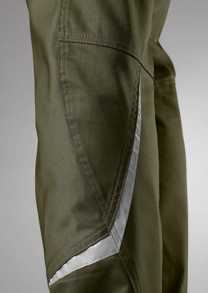 BP 1980-570-73 Schmale Arbeitshose - Schlanke Silhouette - Stretchmaterial - Elastischer Rücken - Er