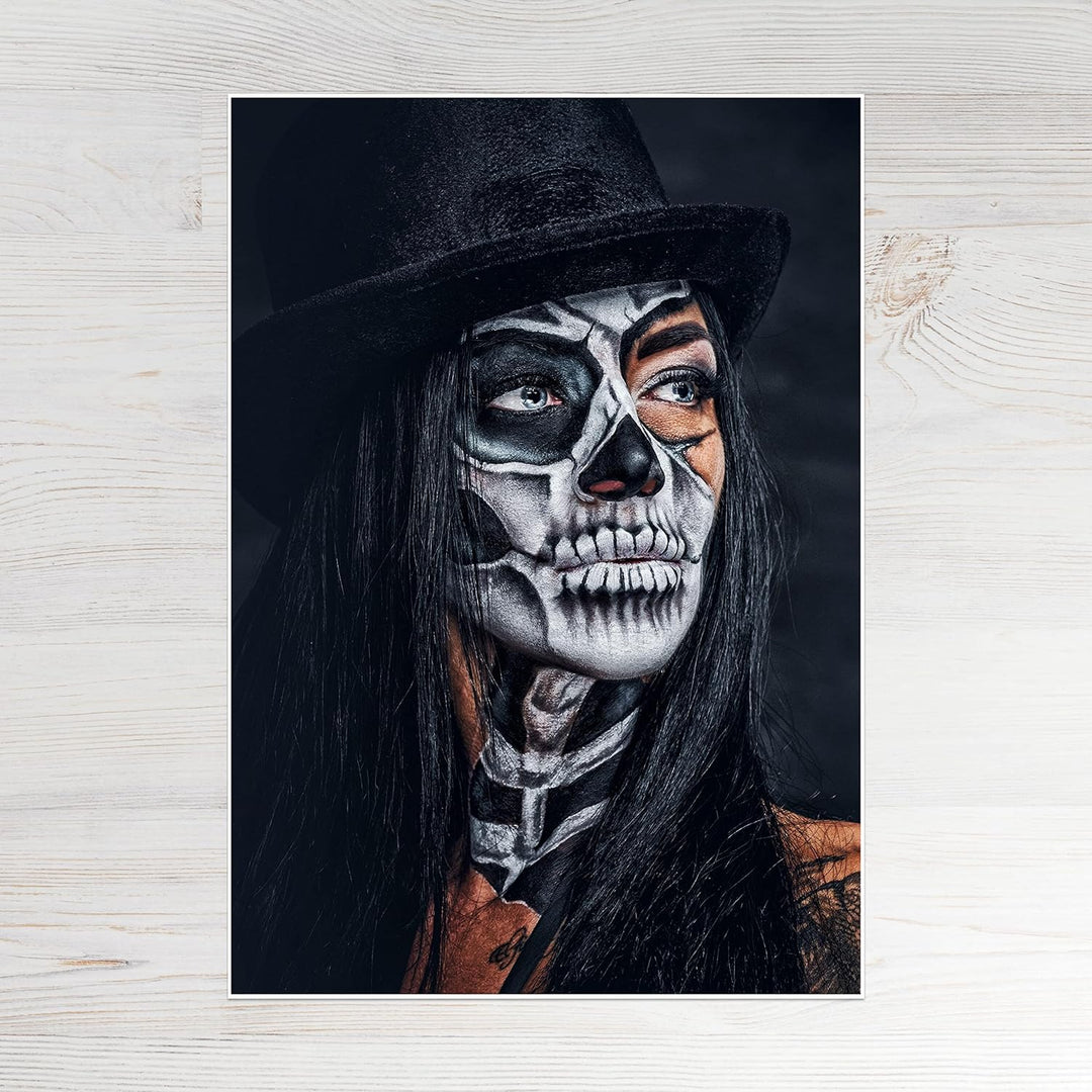 wandmotiv24 Poster als Wanddeko, Grösse Din A1, Model mit Totenkopf Makeup, Schminke, Hut, Frau, Mod