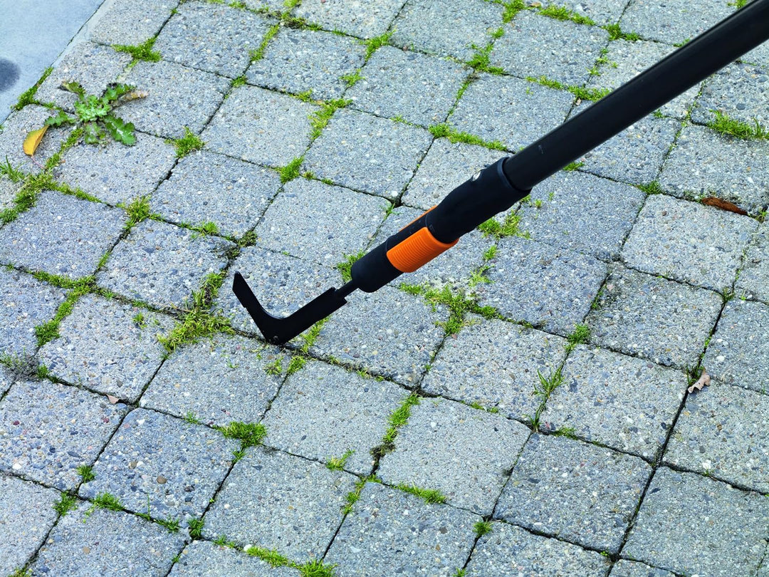 Fiskars Kurz-Stiel für QuikFit Werkzeug-Köpfe, Nicht teleskopierbar, Länge: 84 cm, Aluminium, Schwar