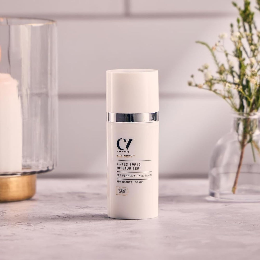 Age Defy+ Getönter Schutz-Moisturizer LSF15 – Leicht, 30 ml | Natürlich getönter Moisturizer von Cha