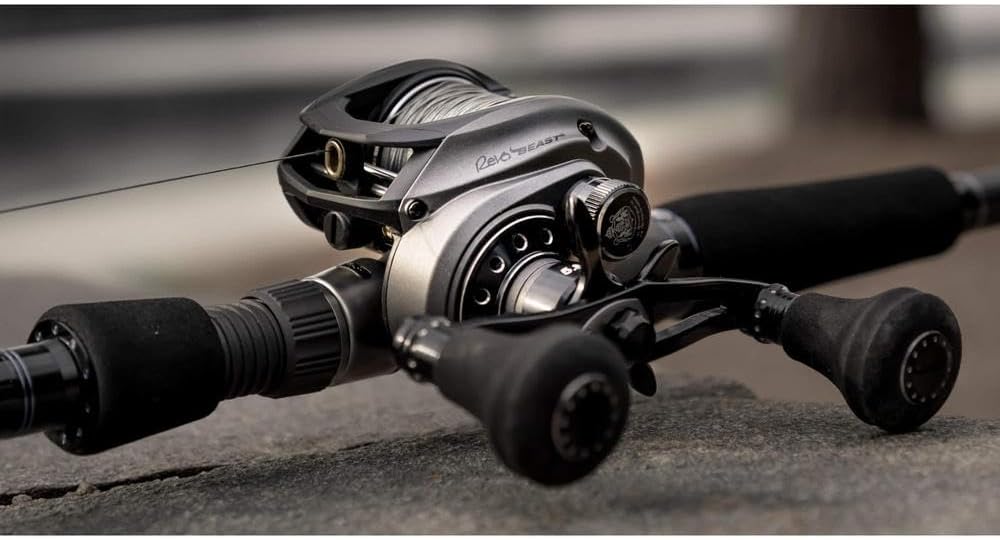 Abu Garcia Revo Beast Low Profile Baitcastrolle – Süsswasser-Raubfischrolle für grosse Hechte, Zande
