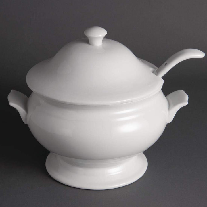 Olympia Whiteware Suppenterrine und Schöpfkelle, 2,5 Liter, weisses Porzellan, Grösse: 227 x 250 mm,