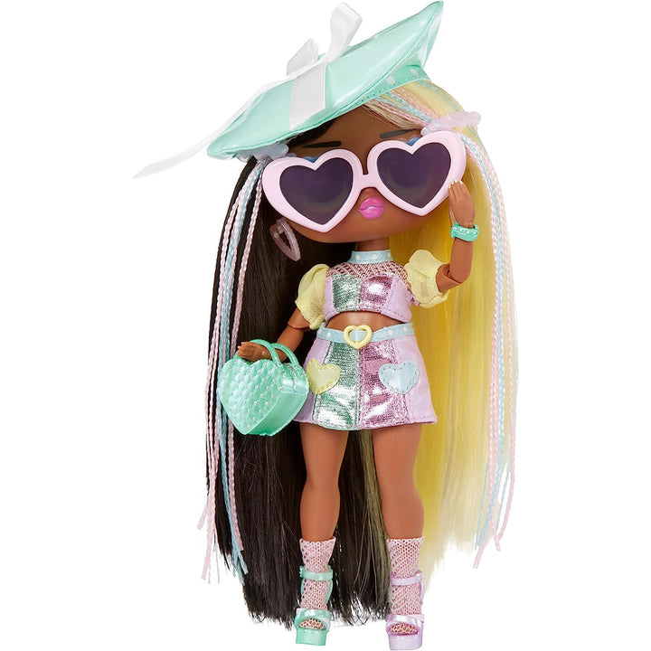 LOL Surprise Tweens Serie 4 Modepuppe - DARCY BLUSH - Packe 15 Überraschungen und fabelhafte Accesso