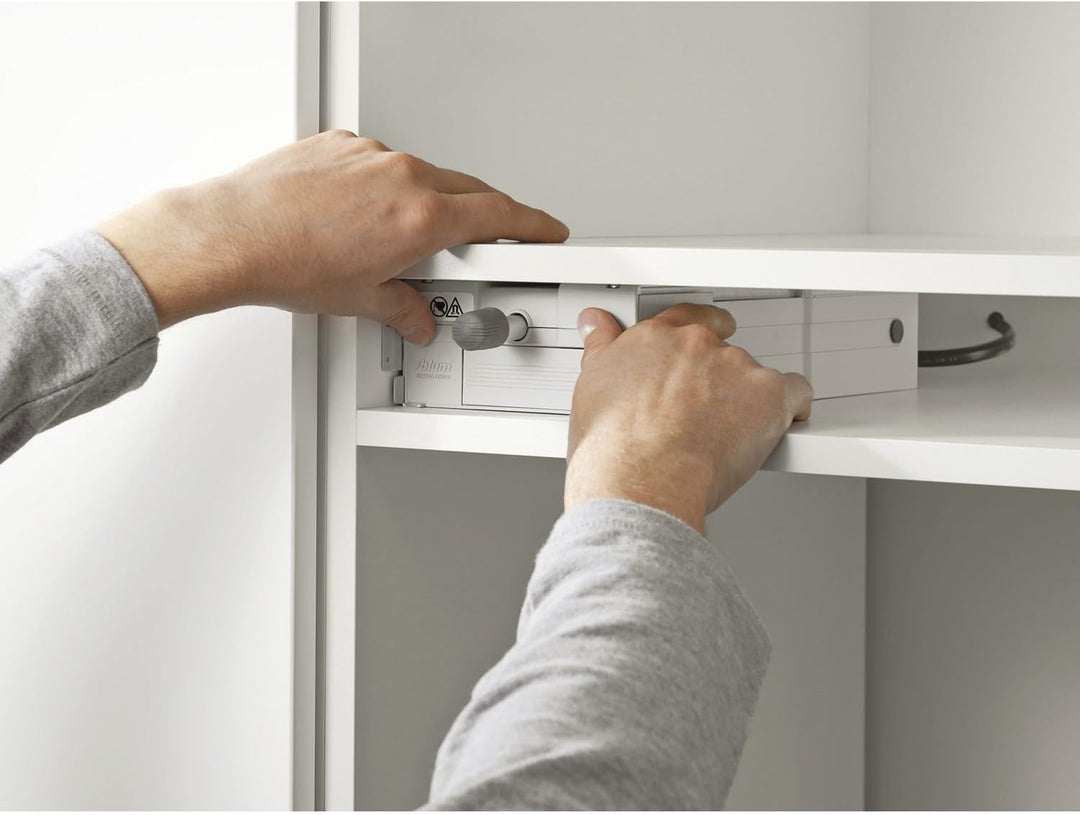 BLUM Servo-Drive Flex Antriebseinheit für Kühl-, Gefrier- und Geschirrspülgeräte, Set mit Antriebsei