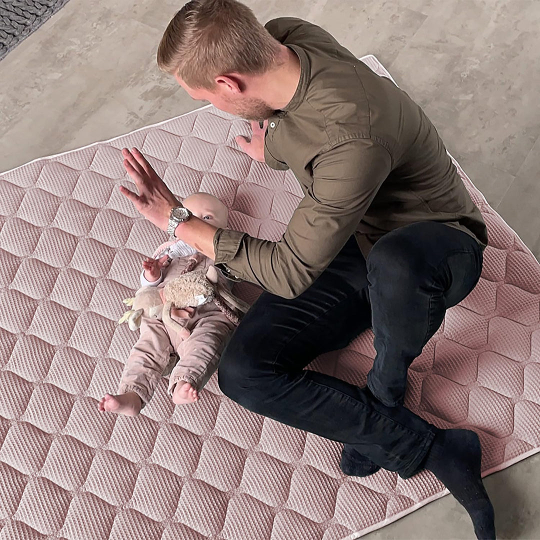 Sanosoft® Krabbeldecke - rutsch- &amp; wasserfest - Made in Germany Rosa 120x120cm 120x120cm Rosa, 120x1