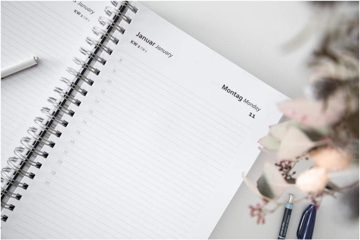 edition cumulus 2026 Der GROSSE Dicke – DIN A4 Kalender - BROMBEERE (lila) – MADE IN GERMANY - gross