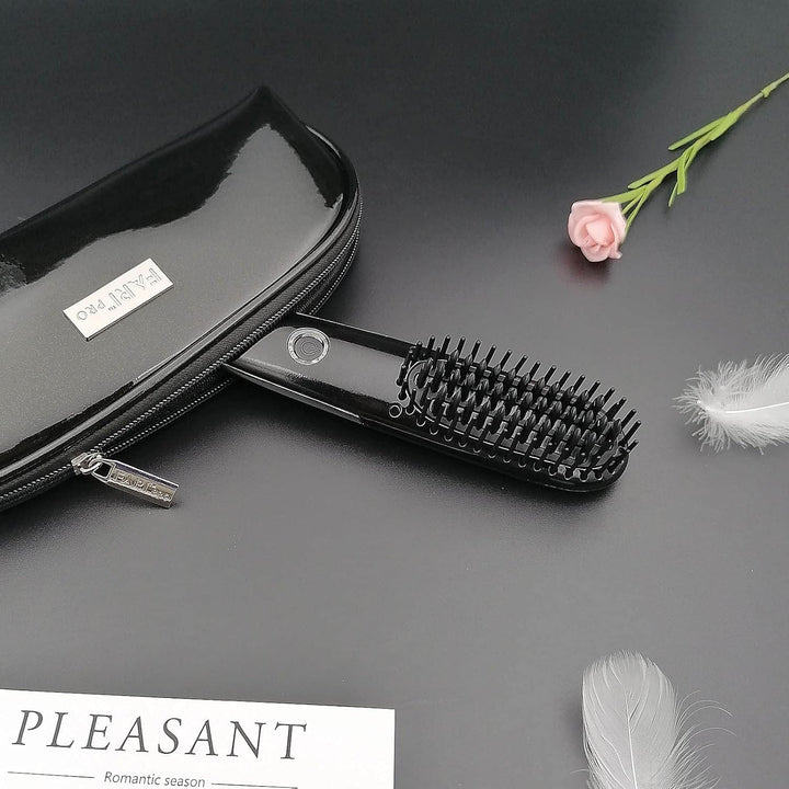 Mini Haarglätter Bürste, FARI Reise Haarglätter Bürste Dual Voltage Ionen Heisskamm mit Reisetasche