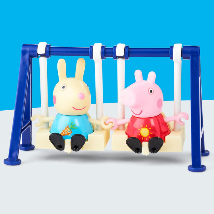 Peppa Pig Peppa auf dem Spielplatz Spielzeug Set mit 2 Figuren und lustigem Zubehör wie Schaukel und