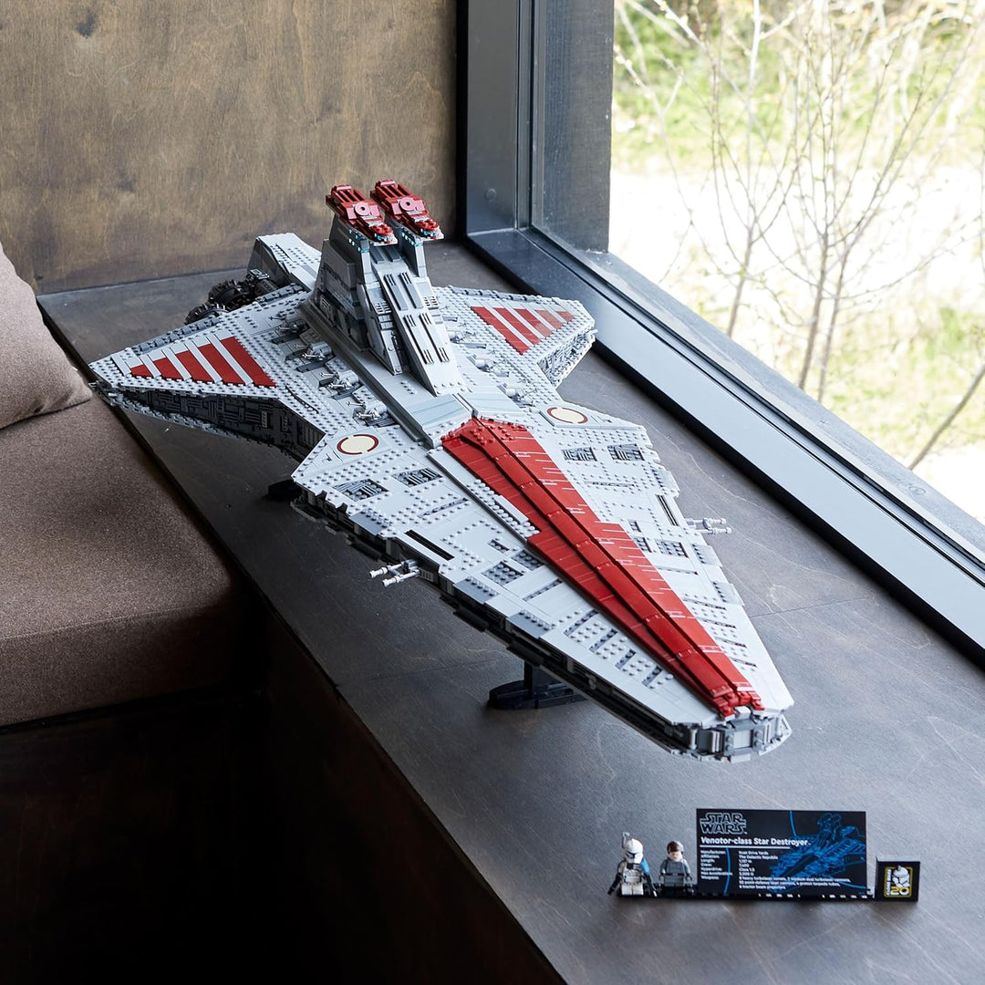 LEGO Star Wars UCS Venator-Class Republic Attack Cruiser (75367)