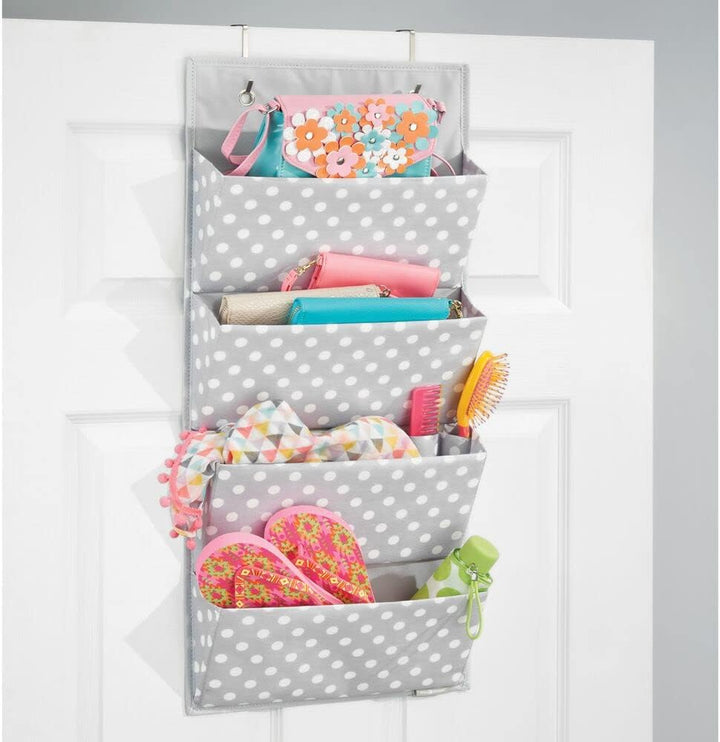 mDesign Hängeaufbewahrung mit 4 Taschen – Schlafzimmer Aufbewahrung für Schuhe, Accessoires und Klei