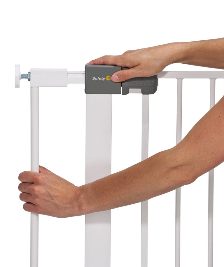 Safety 1st Quick Close Plus Treppenschutzgitter, extra sicheres Metall, Türschutzgitter zum Klemmen,