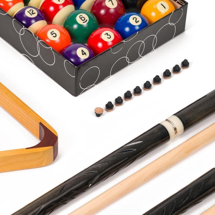 Stradivari Billard Equipment Set | Queue Set mit Kugeln, Dreieck, Kreide, Bürste und 10 Ersatzleder
