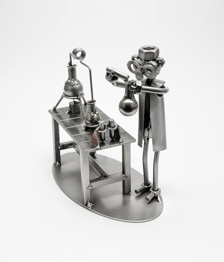 STEEMO Schraubenmännchen Chemiker Labor Laborant Geschenk Metall-Deko 18x10x18 cm