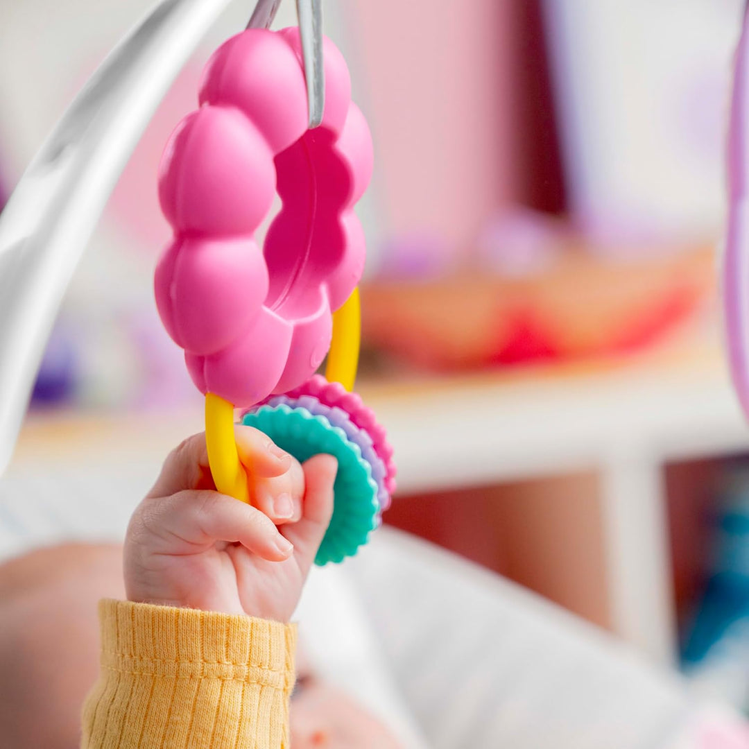 Bright Starts Rosy Rainbow Babywippe mit Vibration, Babysitz für Mädchen oder Jungs, Neugeborenes +