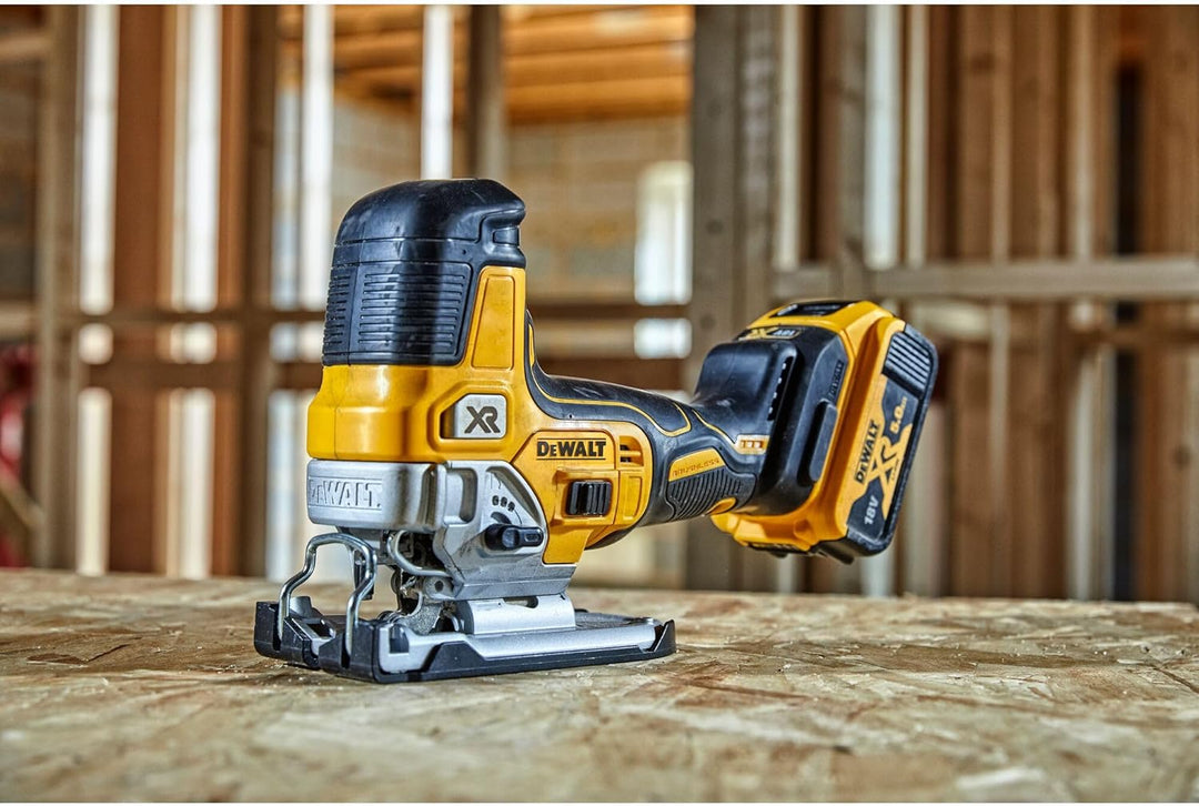 Dewalt 18 Volt Akku-Pendelhub-Stichsäge DCS335N (bürstenloser Motor, 3-stufige Pendelhubsteuerung, n