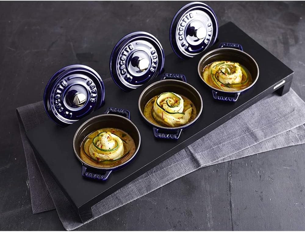 Staub 40509-374-0 Servierbrett, für 3 Mini Cocottes, Schwarzes Holz, 42 x 16 x 5 cm 42 x 16 x 5 cm S