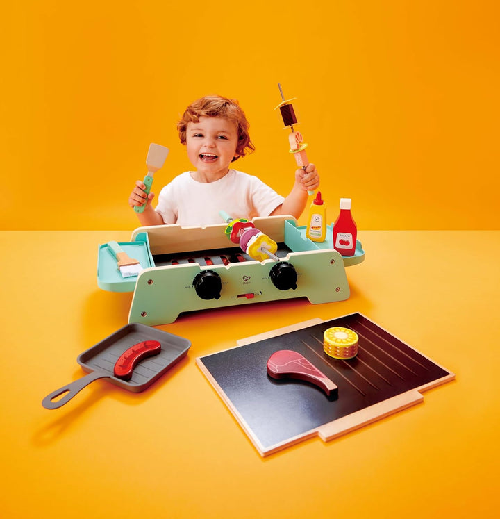 Hape Grill mit gusseiserner Pfanne, Kinderrollenspiel, mit Sound, ab 24 Monaten