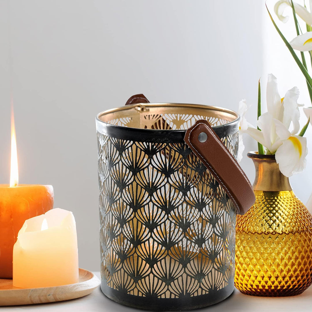 Logbuch-Verlag Laterne mit Henkel schwarz Gold Weihnachten Deko Geschenk aus Metall 19,5 cm hoch