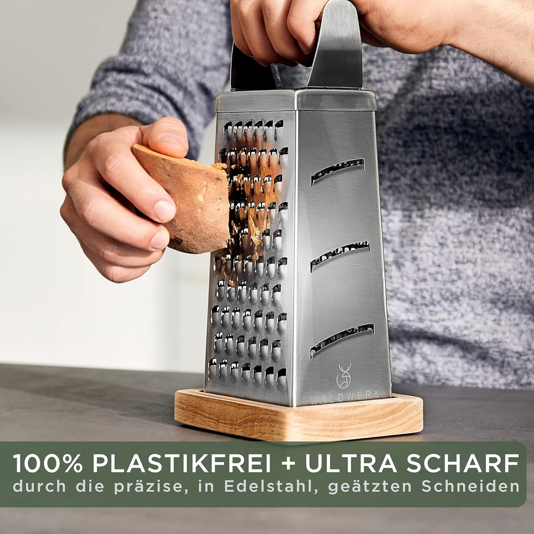 WALDWERK Design Reibe (24,5x10,5cm) - Gemüsehobel aus Edelstahl mit geätzten Schneiden - Käsereibe m