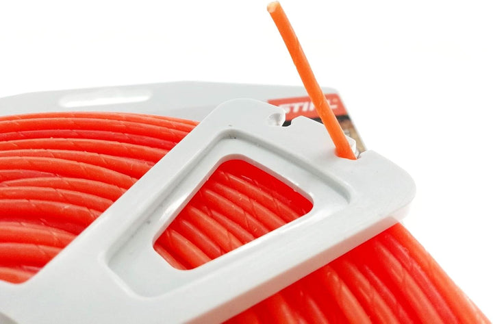 Stihl 9302421 Mähfäden rund und leise Rolle 2,4 mm 86 m 2.4mm / 86m, 2.4mm / 86m