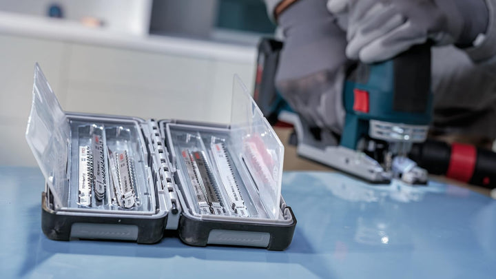 Bosch 30x PRO Wood and Metal Stichsägeblatt Set für Küchenbauer, 30-tlg. (für Küchenarbeitsplatte, H
