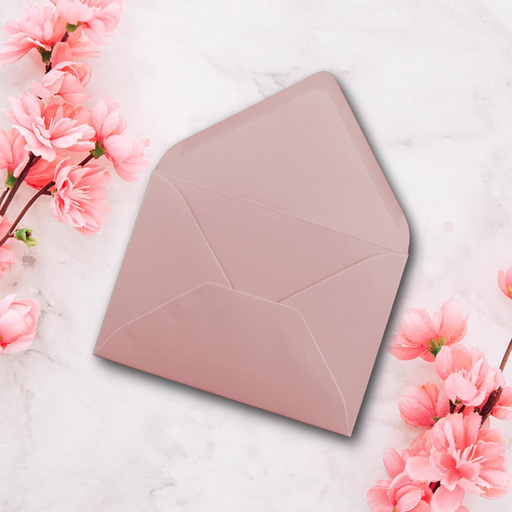 100x kleine Umschläge in Alt-Rosa DIN C7 8,1 x 11,4 cm mit Spitzklappe und Nassklebung in 110 g/m² -