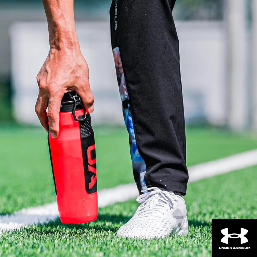 Under Armour Playmaker Squeeze Pitch Grey 900 ml Pitch-grau, Pitch-grau