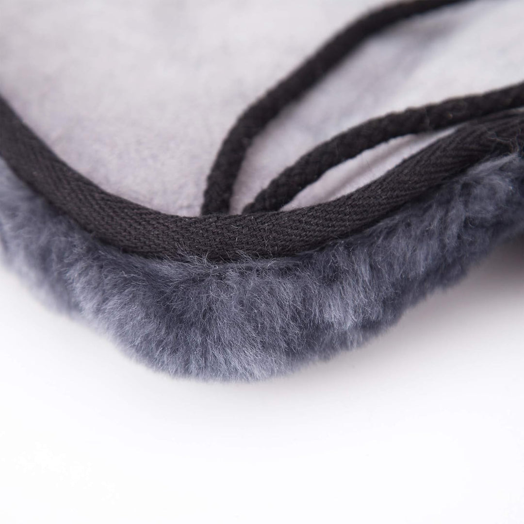 Merauno® Lammwolle Westernsättel-Sitzbezug, aus Merino Lammwolle mit Hornausschnitt. Sorget für opti