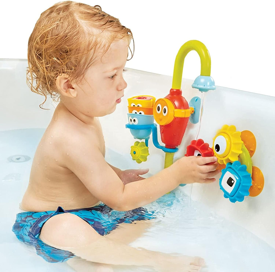 Yookidoo Bay Bath Badespielzeug (1–3 J.) – 3 stapelbare Becher, drehende Zahnräder, Schlauch & Ausla