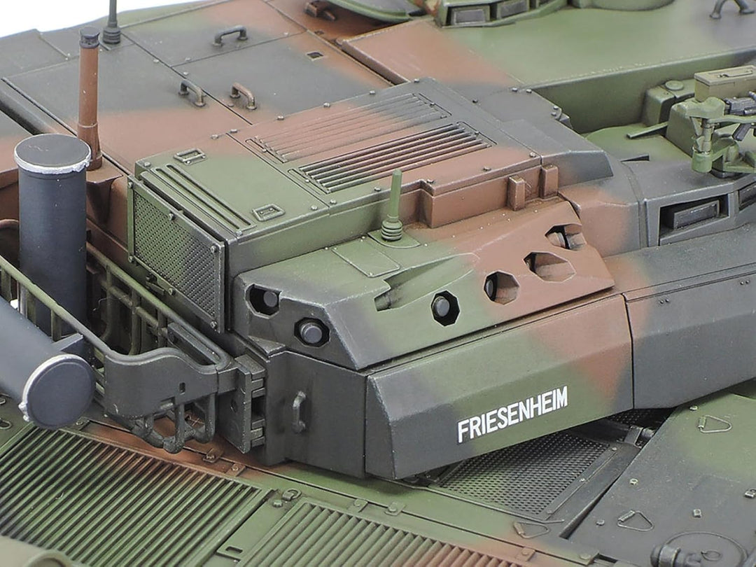 TAMIYA 35362 - 1:35 Französische KPz Leclerc Serie 2, Modellbau, Plastik Bausatz, Hobby, Basteln, Kl