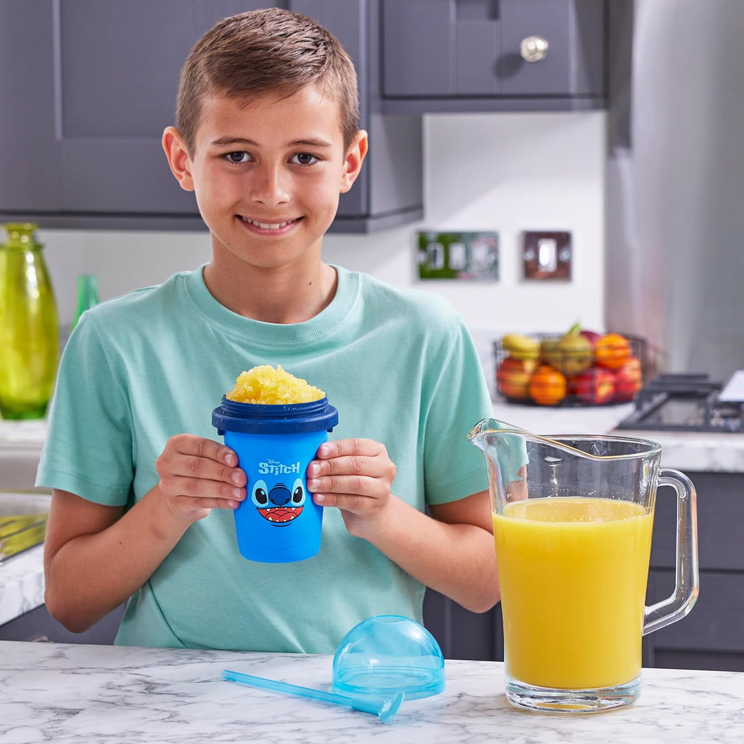 ChillFactor 08258 Stich Disney Wiederverwendbarer Squeeze Cup Slushy Maker mit Stitch Charakter Desi