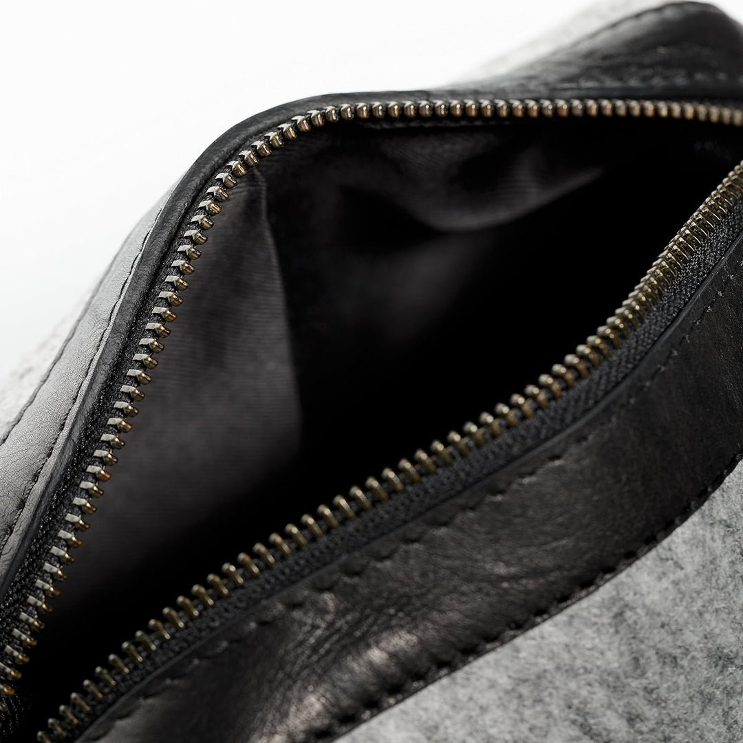 FEYNSINN Berlin Kulturtasche Herren Oslo aus Filz & Leder I Waschtasche gross für Herren und Damen I