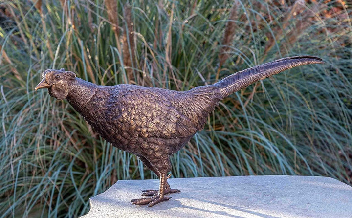IDYL Bronze-Skulptur Fasan | 34x18x75 cm | Tierfigur aus Bronze handgefertigt | Gartenskulptur oder