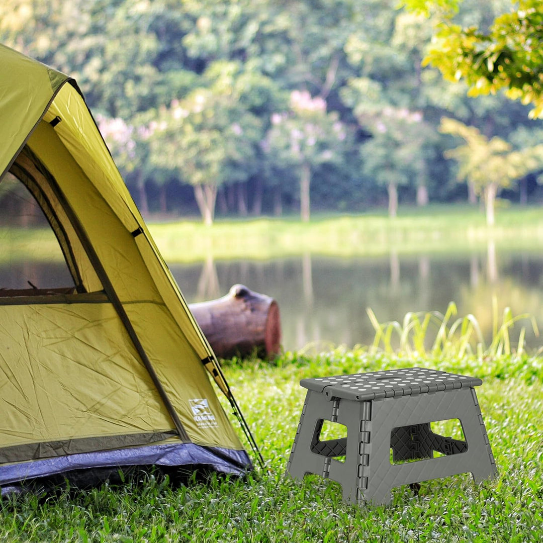 Relaxdays Klapphocker faltbar, 4er Set, Camping Hocker, Kinder Badhocker, bis 150 kg, Kunststoff, HB