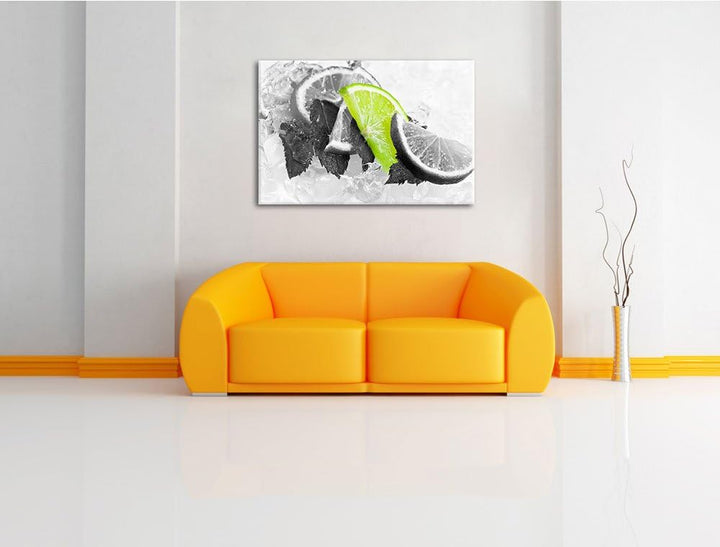 Minze mit Limetten im Eis schwarz/weiss Format: 100x70 auf Leinwand, XXL riesige Bilder fertig gerah