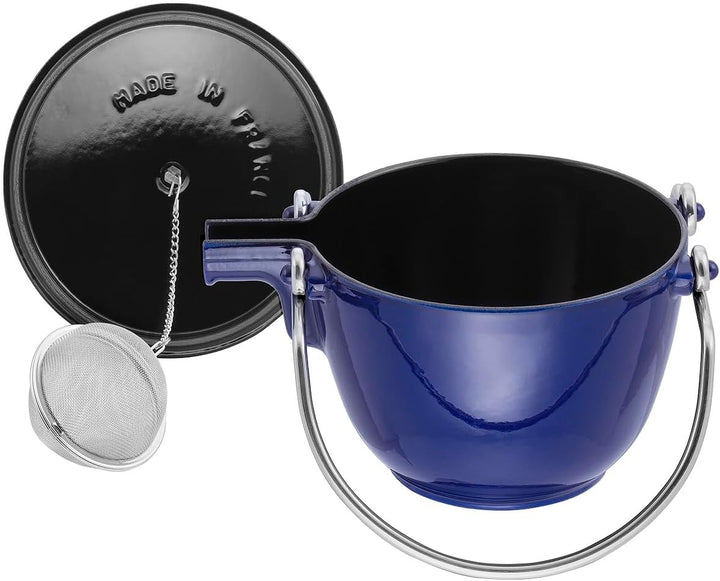 STAUB Teekanne/Wasserkessel, rund 16,5 cm, 1,15 L mit mattschwarzer Emaillierung Im Inneren des Kess