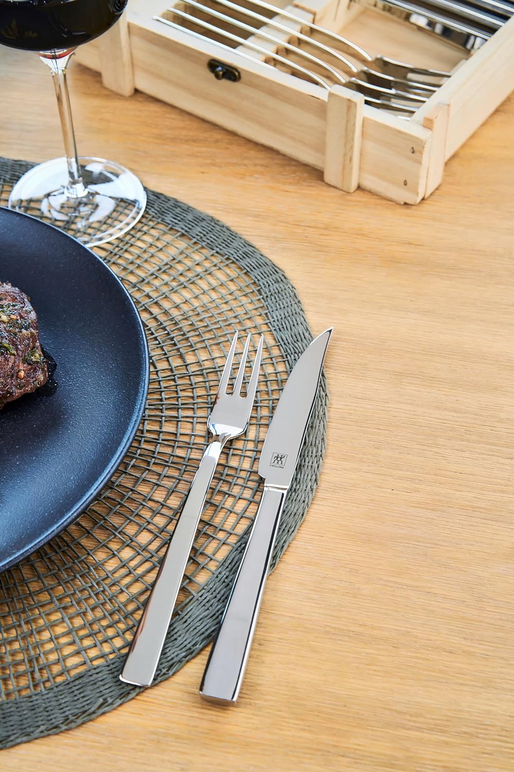 ZWILLING Steakbesteck Set für 6 Personen, 12-teilig, 6 Steakmesser und 6 Steakgabeln, Inkl. Aufbewah