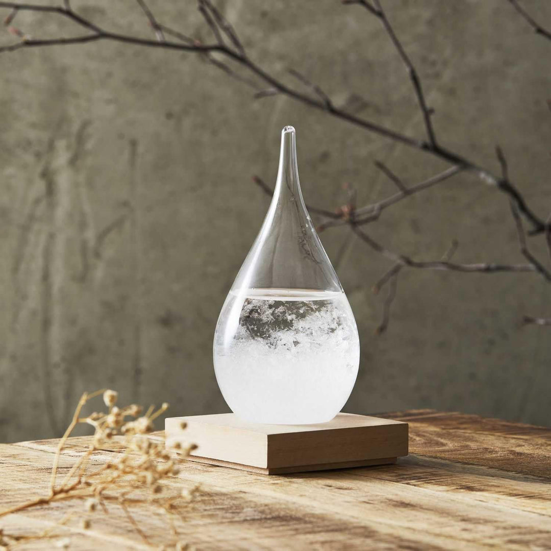 HOME DECO FACTORY, HD0384, Tempest Glass H17 cm - Elegant and Functional Decorative Object, original
