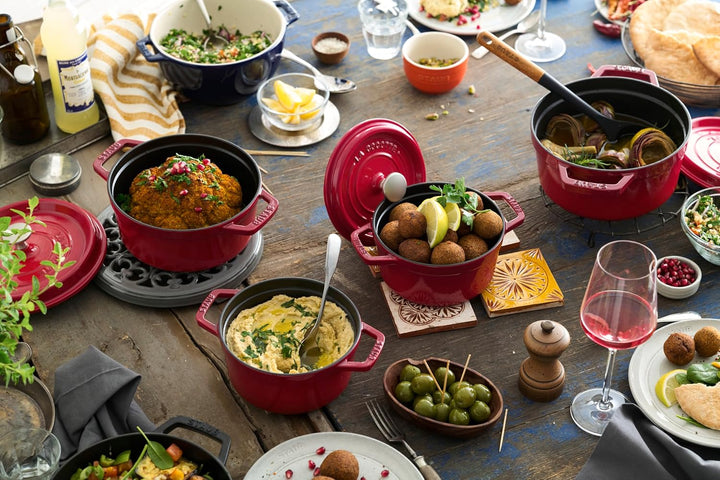 STAUB Cocotte, Gusseisen Bräter, Alle Herdarten inkl Induktion, Rund, 18 cm, 1,7 L, Kirsch-Rot 18 cm