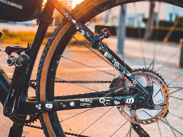 All Mountain Style | Schützer für Rennrad und Schotterfahrradrahmen | Hochwertiges selbstklebendes P